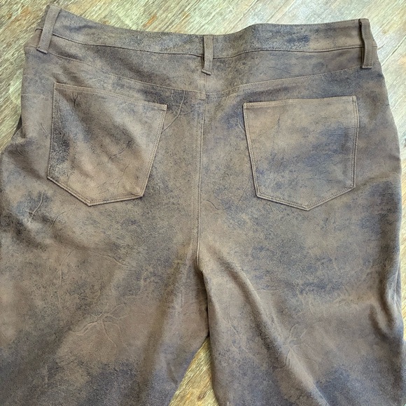 Chico's Faux Suede Camel Color Straight Leg Pants - Size 2 (L) Western EUC - Picture 3 of 8